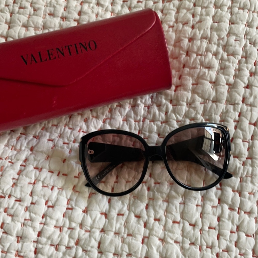 Valentino Sunglasses EUC